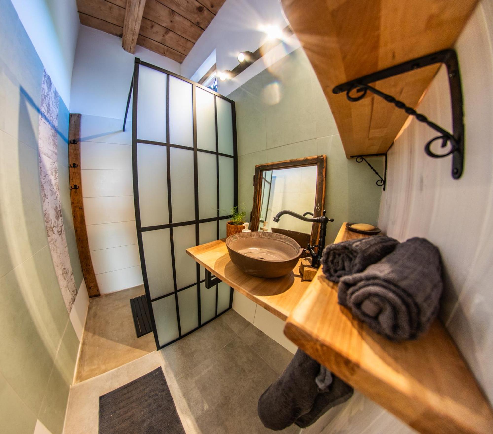 Minifaktura Loft Apartman & Reggelizo Es Etelbar Szokolya Dış mekan fotoğraf